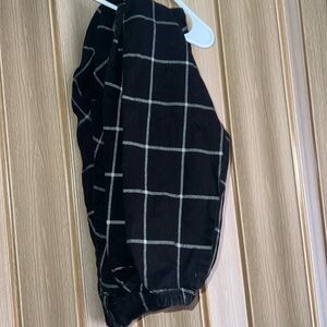 XS Hot Topic Plaid Cargo Pants